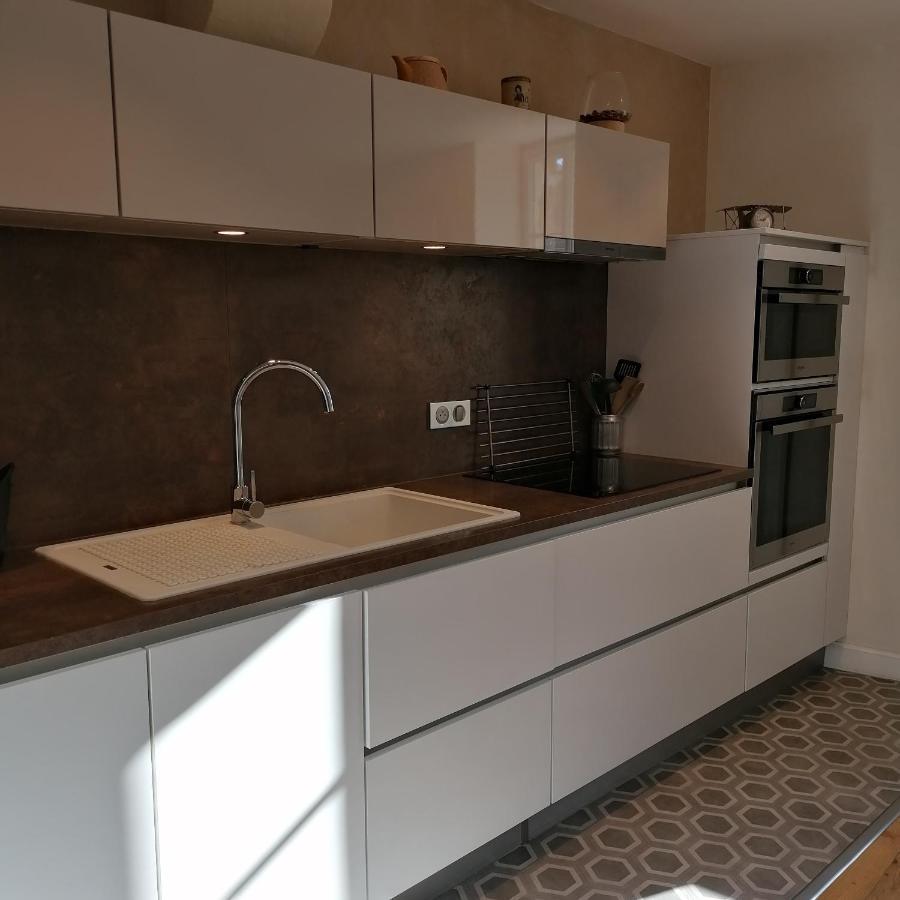 L Appart Des Cloutiers, Terrasse De 25M2 La Rochelle  Exterior photo